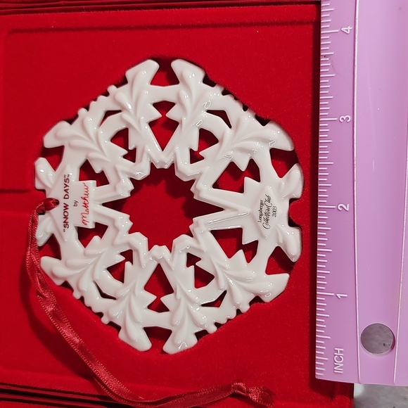 Set Of 3 Longaberger Ceramic Snowflake Ornaments Collector's Club Snow Days - Picture 6 of 7